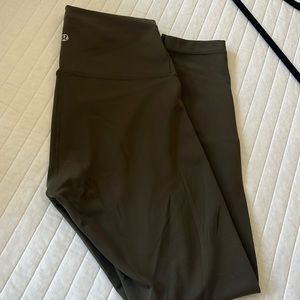 Forrest green lululemon leggings